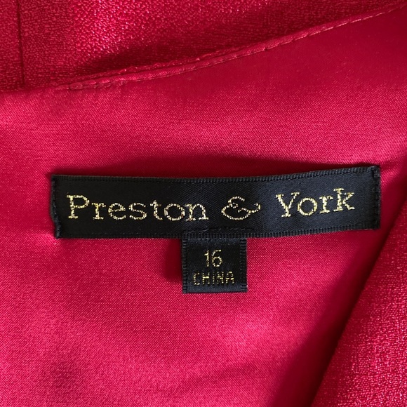 Preston & York Elegant Red Sleeveless Dress - Picture 7 of 9